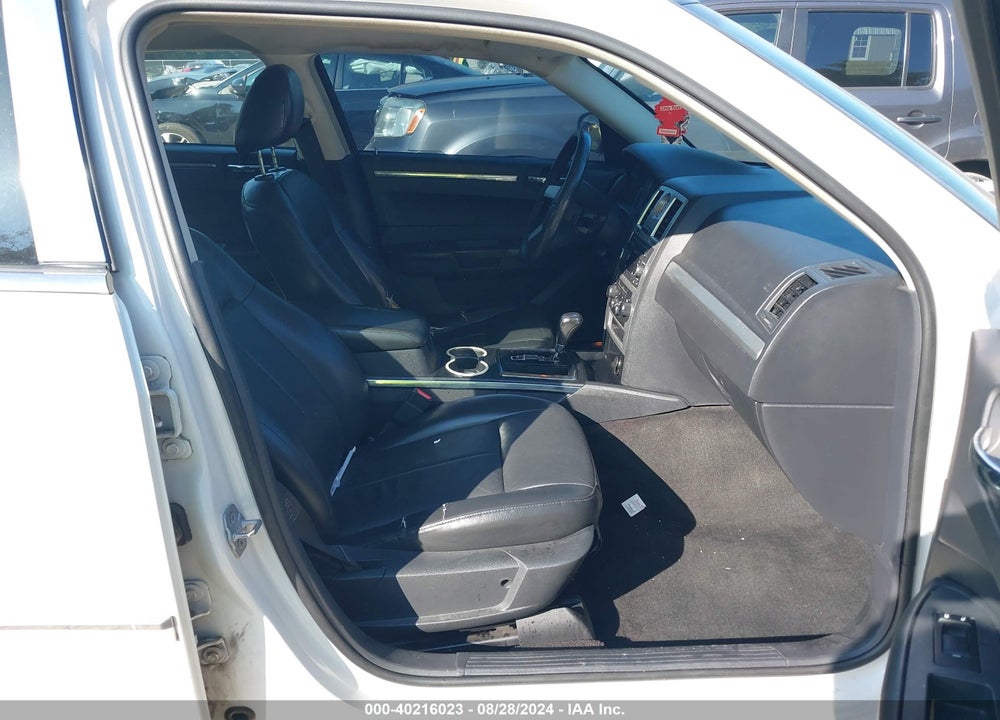 2010 CHRYSLER 300 TOURING/SIGNATURE SERIES/EXECUTIVE SERIES VIN: 2C3CA5CV2AH139904