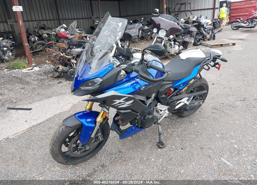 2023 BMW F 900 VIN: WB10K2304P6G95009