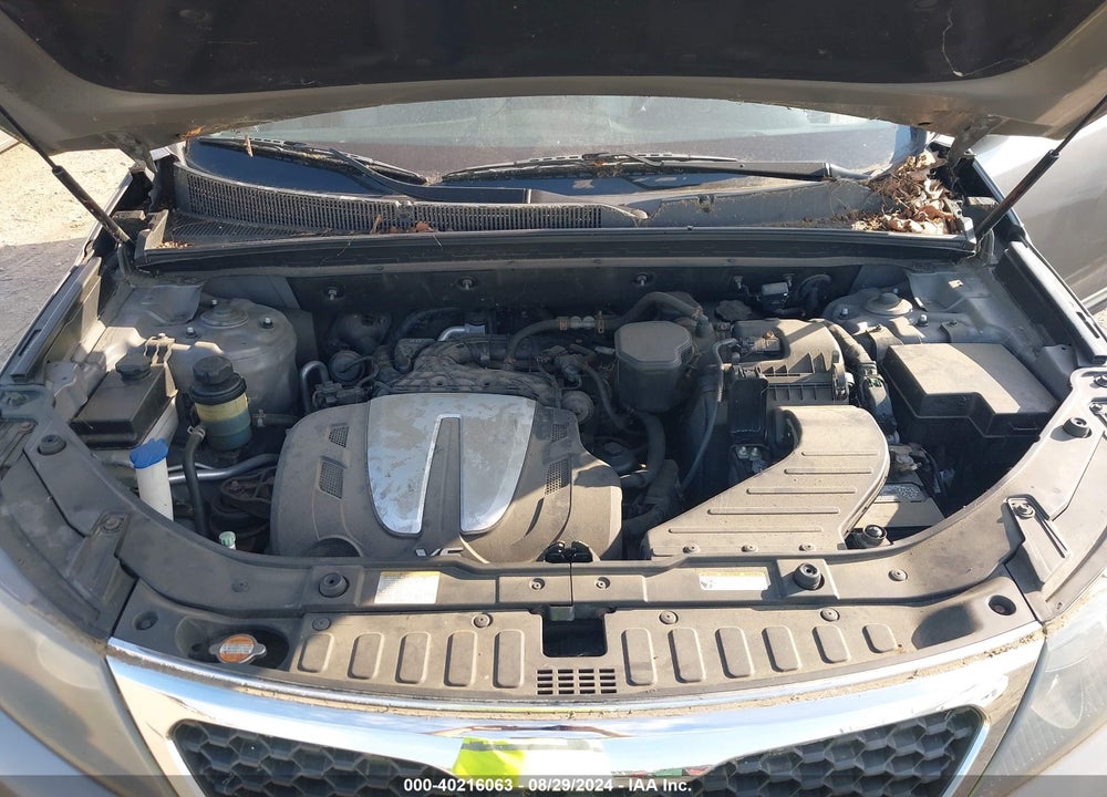 2011 KIA SORENTO LX V6 VIN: 5XYKT4A25BG121286