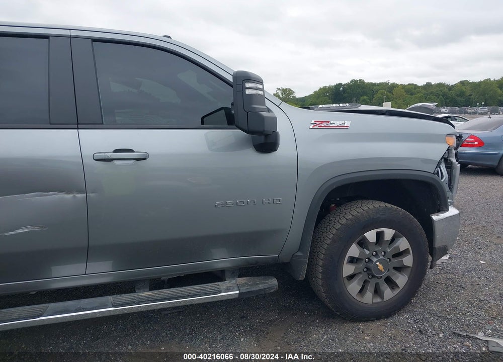 2024 CHEVROLET SILVERADO 2500HD LT VIN: 1GC4YNE79RF389065