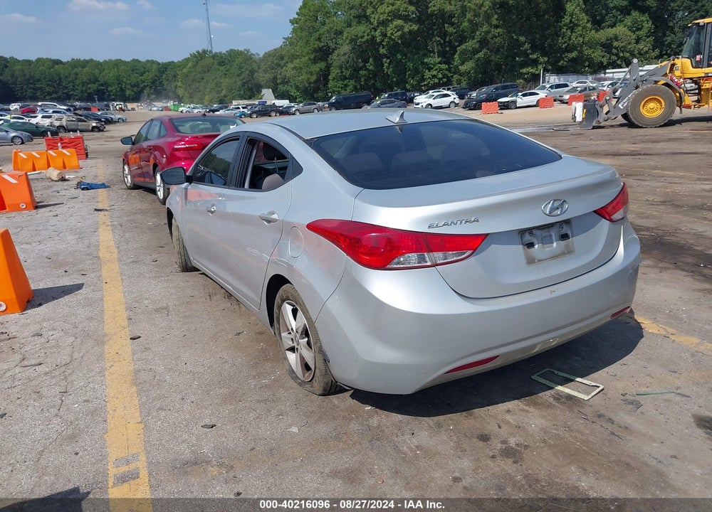 2013 HYUNDAI ELANTRA GLS VIN: KMHDH4AE5DU857033