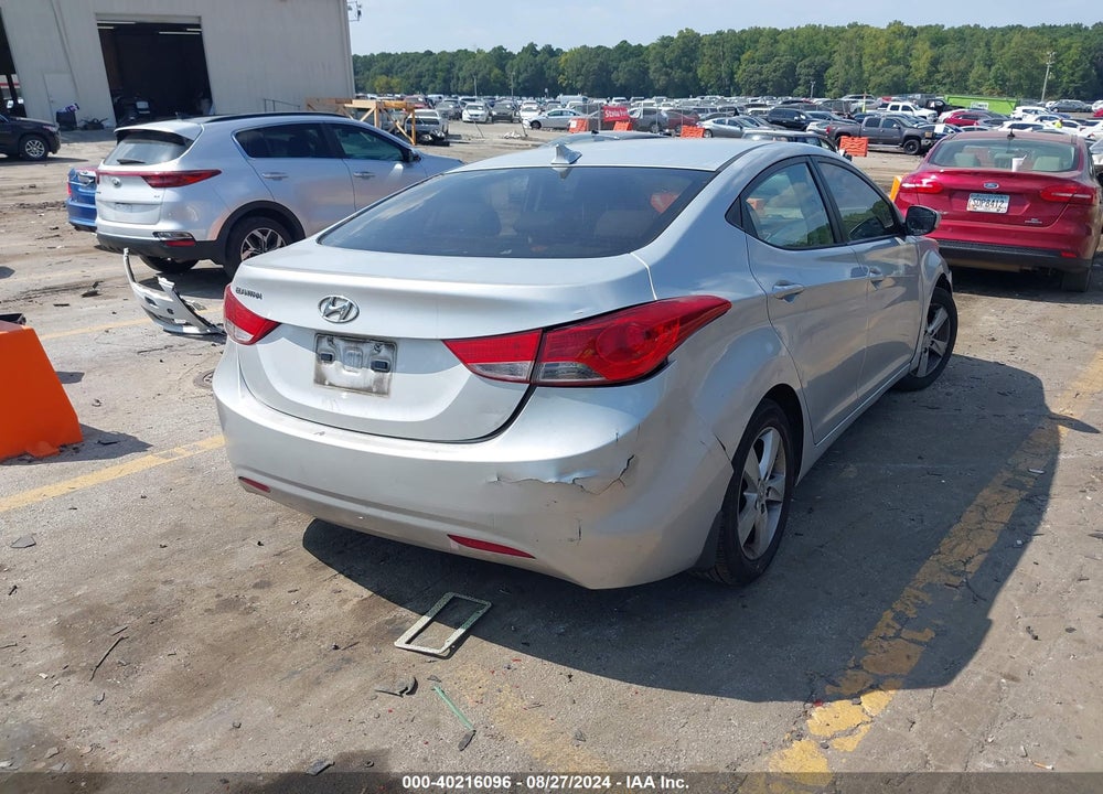 2013 HYUNDAI ELANTRA GLS VIN: KMHDH4AE5DU857033