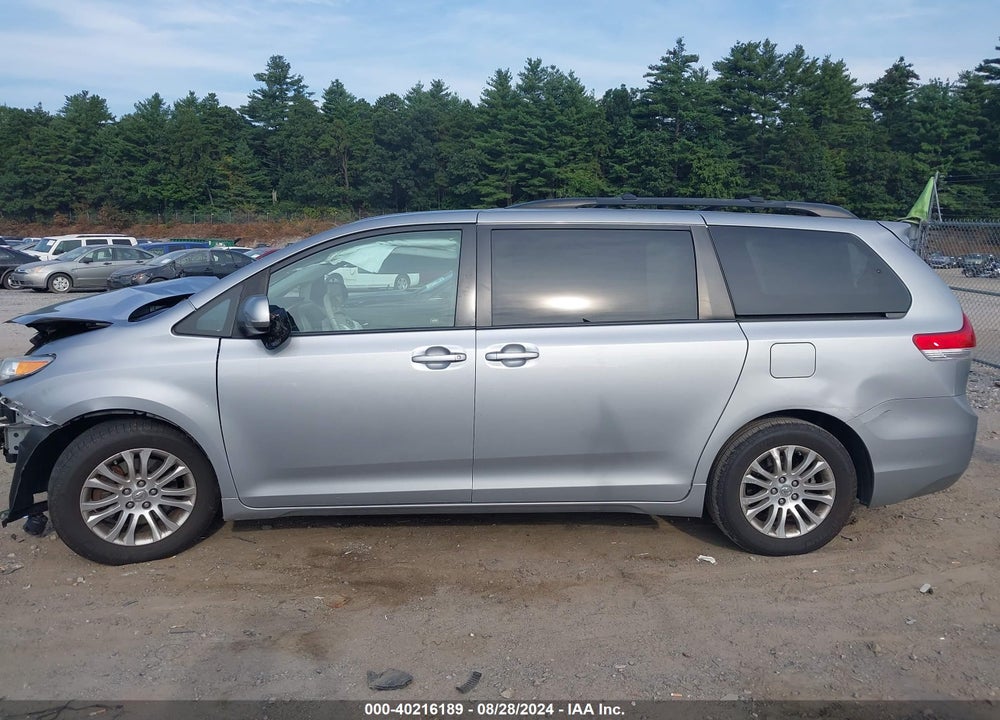 2012 TOYOTA SIENNA XLE V6 8 PASSENGER VIN: 5TDYK3DC0CS274058