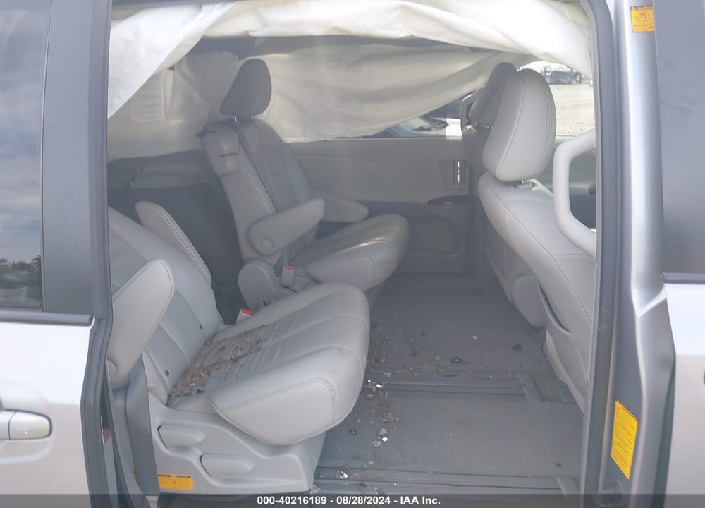2012 TOYOTA SIENNA XLE V6 8 PASSENGER VIN: 5TDYK3DC0CS274058