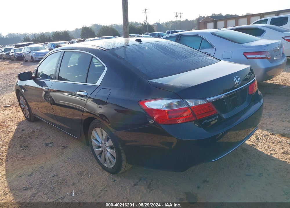 2015 HONDA ACCORD EX-L VIN: 1HGCR2F88FA247993