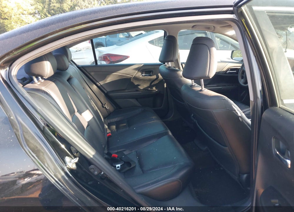 2015 HONDA ACCORD EX-L VIN: 1HGCR2F88FA247993