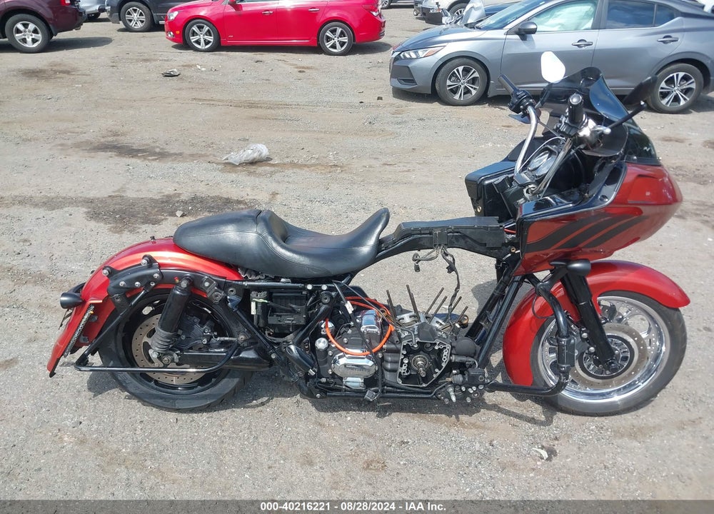 2011 HARLEY-DAVIDSON FLTRX VIN: 1HD1KH413BB615194