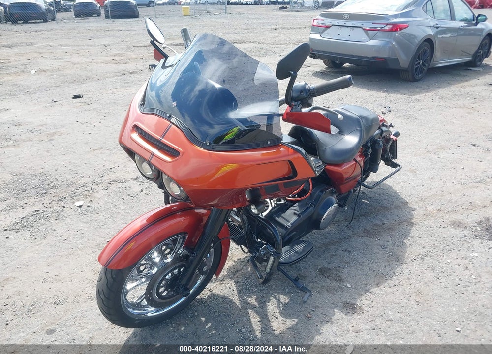 2011 HARLEY-DAVIDSON FLTRX VIN: 1HD1KH413BB615194