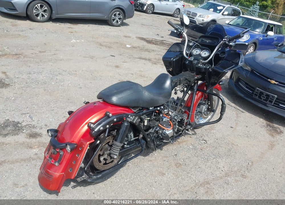 2011 HARLEY-DAVIDSON FLTRX VIN: 1HD1KH413BB615194