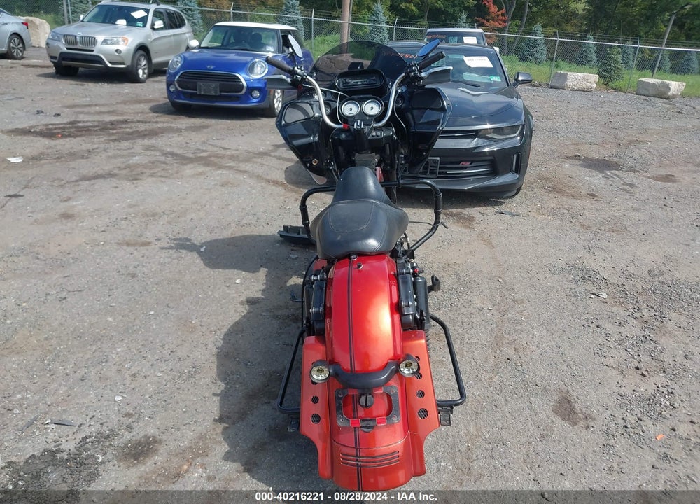 2011 HARLEY-DAVIDSON FLTRX VIN: 1HD1KH413BB615194