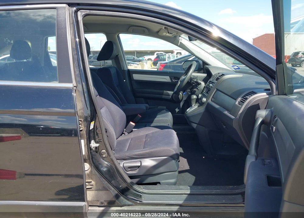 2010 HONDA CR-V LX VIN: 5J6RE4H31AL032738