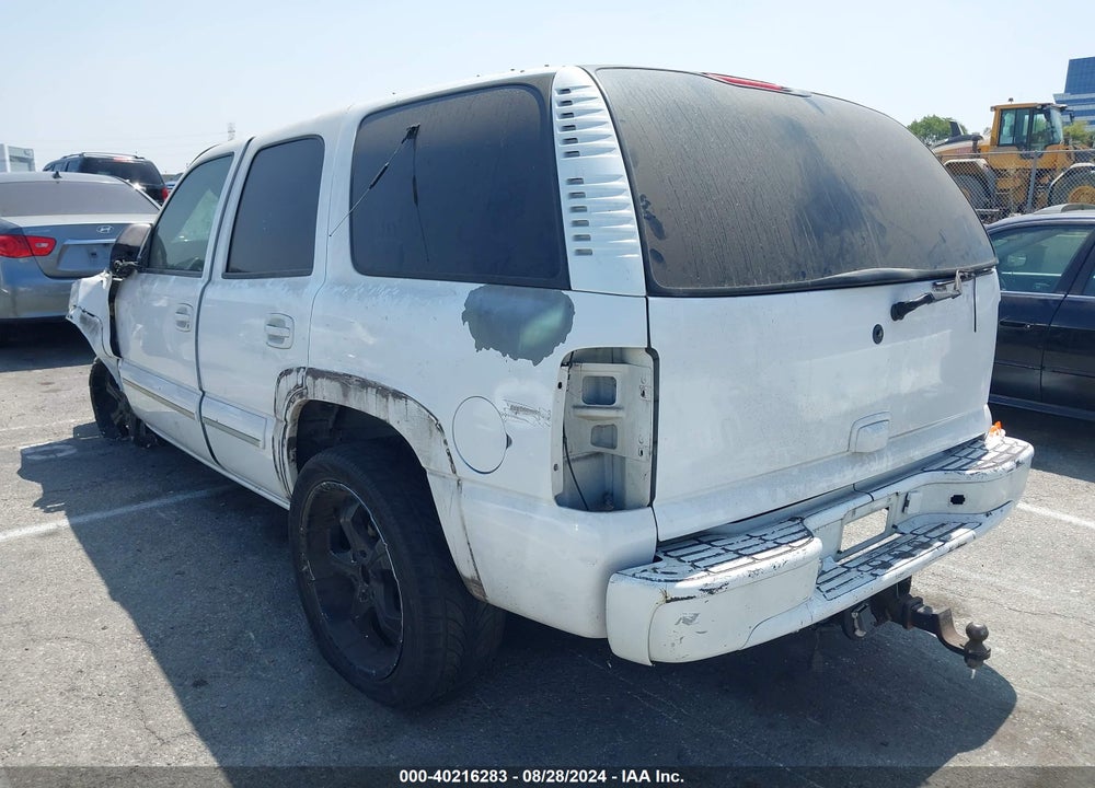 2001 CHEVROLET TAHOE LT VIN: 1GNEK13T21R121497