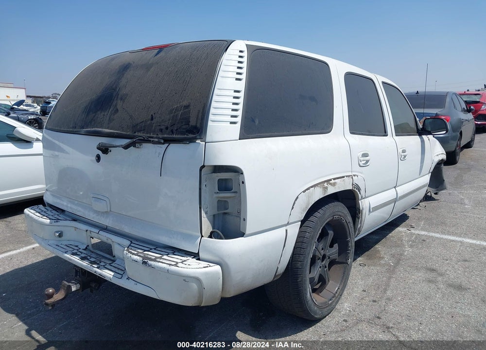 2001 CHEVROLET TAHOE LT VIN: 1GNEK13T21R121497