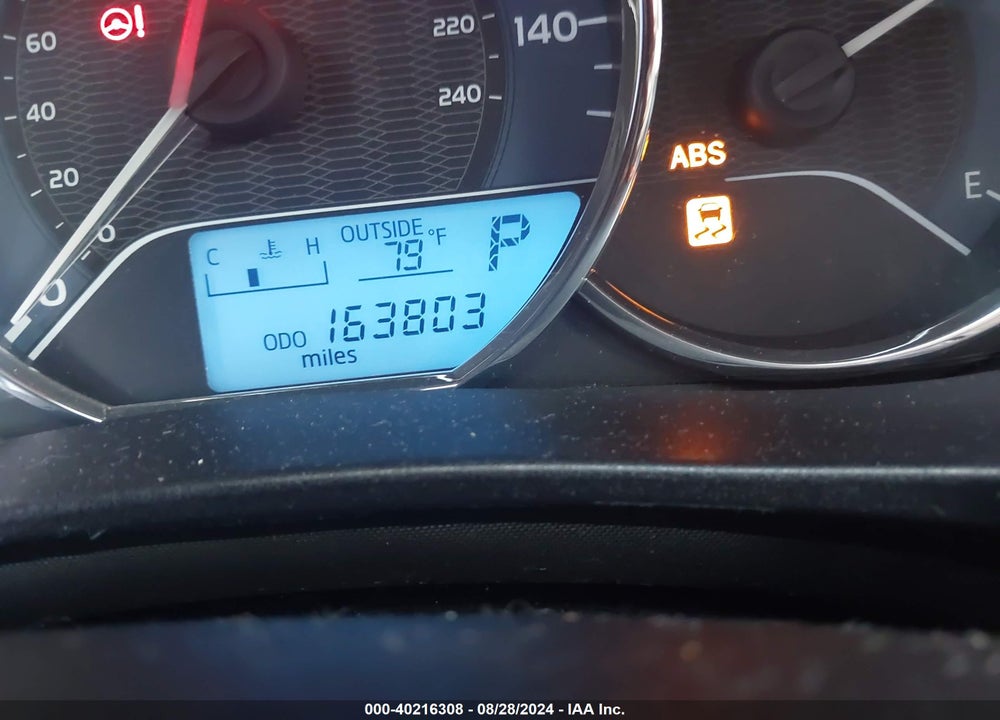 2015 TOYOTA COROLLA LE VIN: 2T1BURHE8FC230238