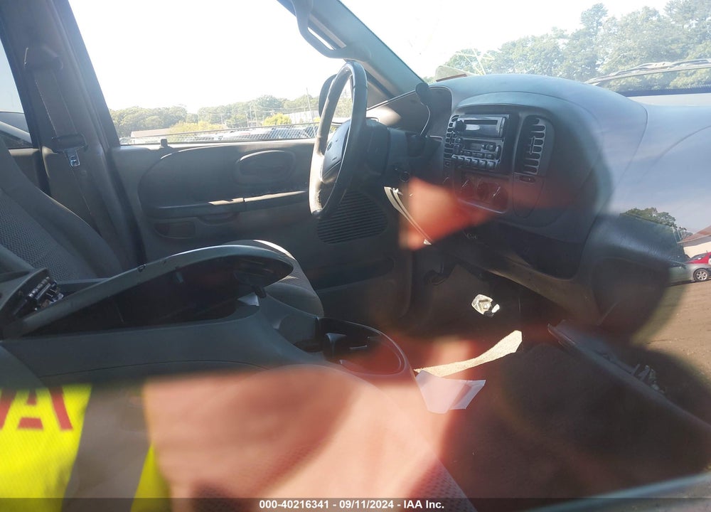 2002 FORD F-150 VIN: 1FTRW08L72KA83129