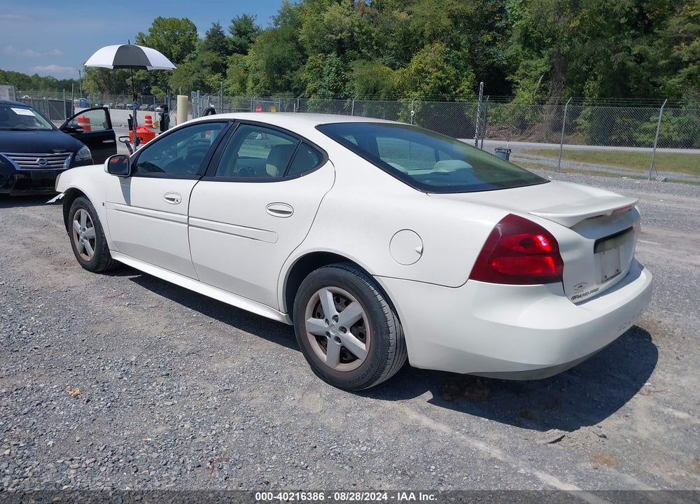 2007 PONTIAC GRAND PRIX VIN: 2G2WP552X71208483