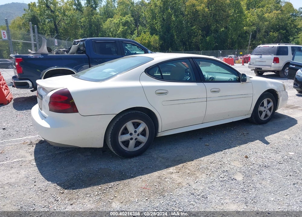 2007 PONTIAC GRAND PRIX VIN: 2G2WP552X71208483