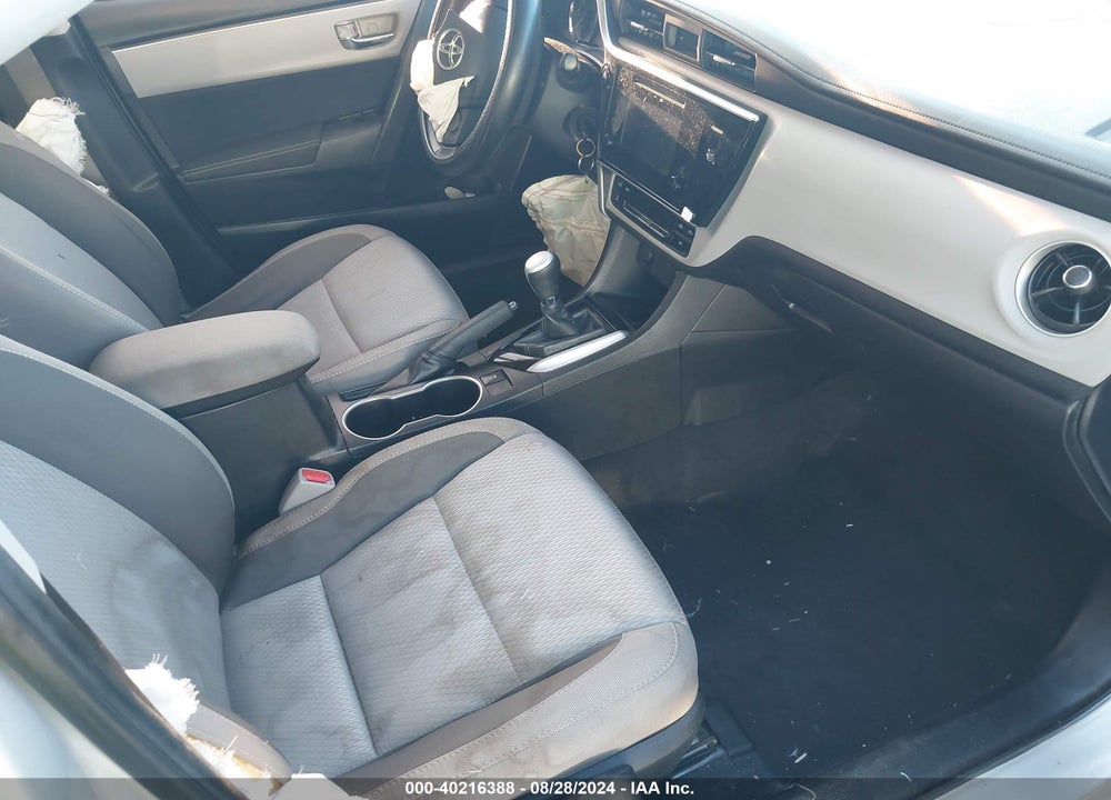 2017 TOYOTA COROLLA LE VIN: 5YFBURHE4HP615671