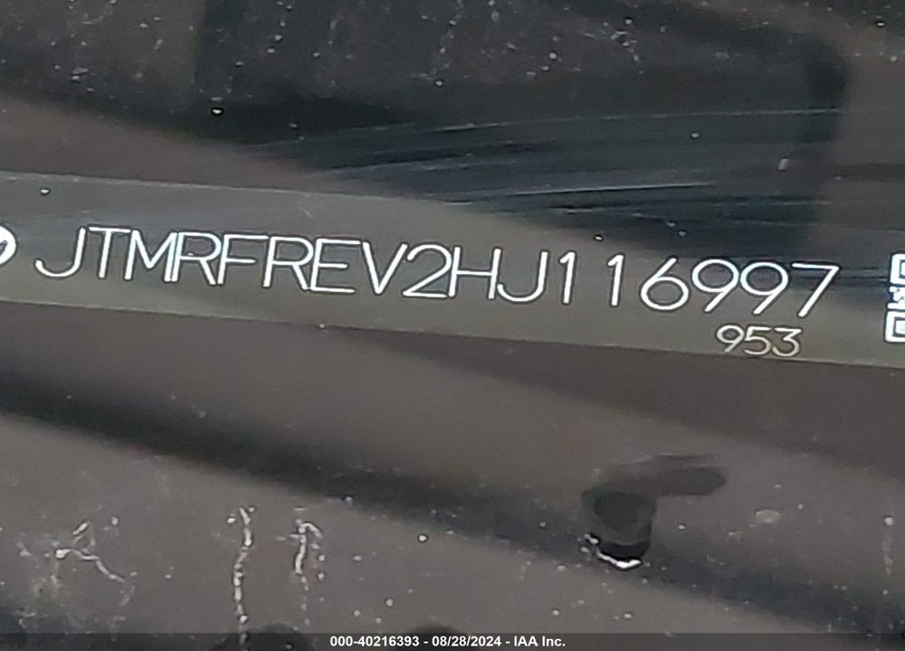 2017 TOYOTA RAV4 XLE VIN: JTMRFREV2HJ116997
