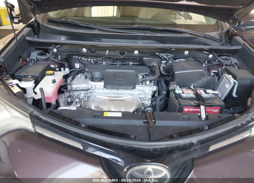 2017 TOYOTA RAV4 XLE VIN: 2T3RFREV2HW546028