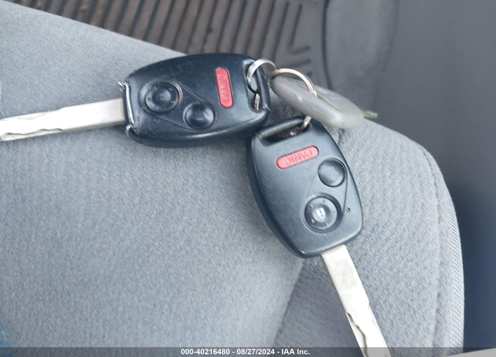 2006 HONDA CIVIC LX VIN: 1HGFA16576L039192