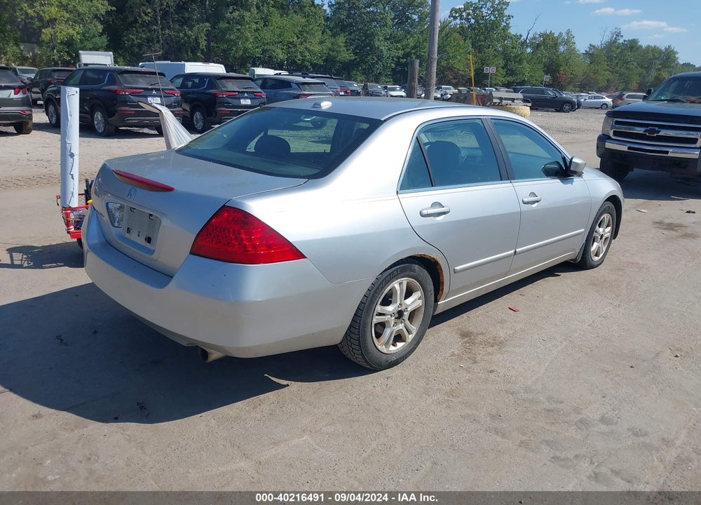 2007 HONDA ACCORD 2.4 EX VIN: 1HGCM56807A010996