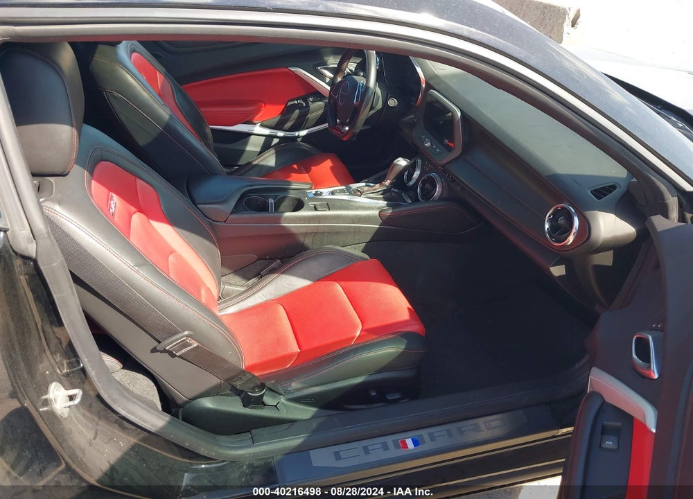 2019 CHEVROLET CAMARO 2SS VIN: 1G1FH1R76K0157195
