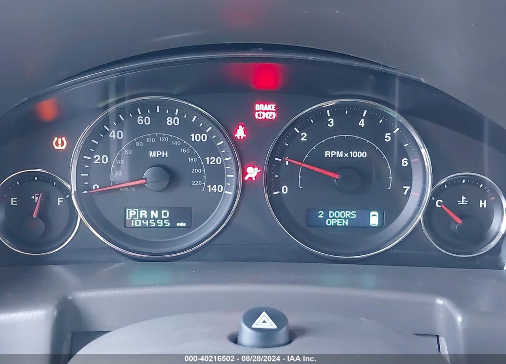 2006 JEEP COMMANDER VIN: 1J8HH48K06C297828