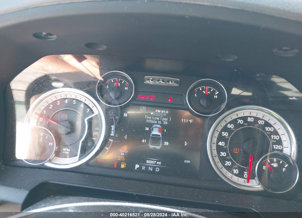 2013 RAM 1500 BIG HORN VIN: 1C6RR7GT9DS517997