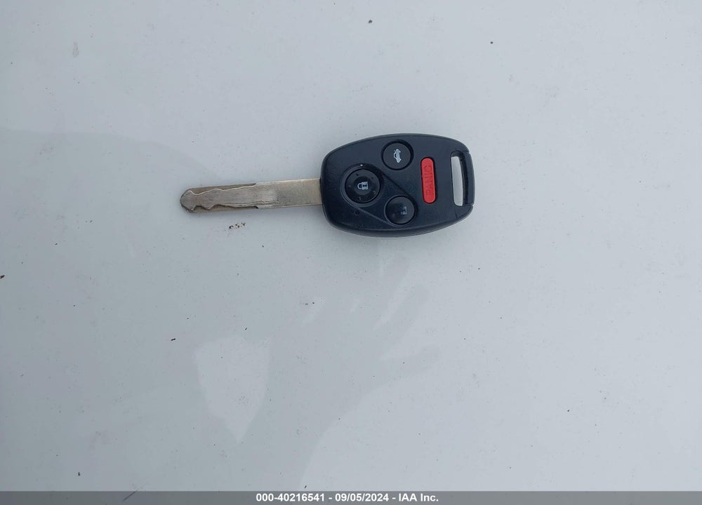 2007 HONDA CIVIC HYBRID VIN: JHMFA36217S012558