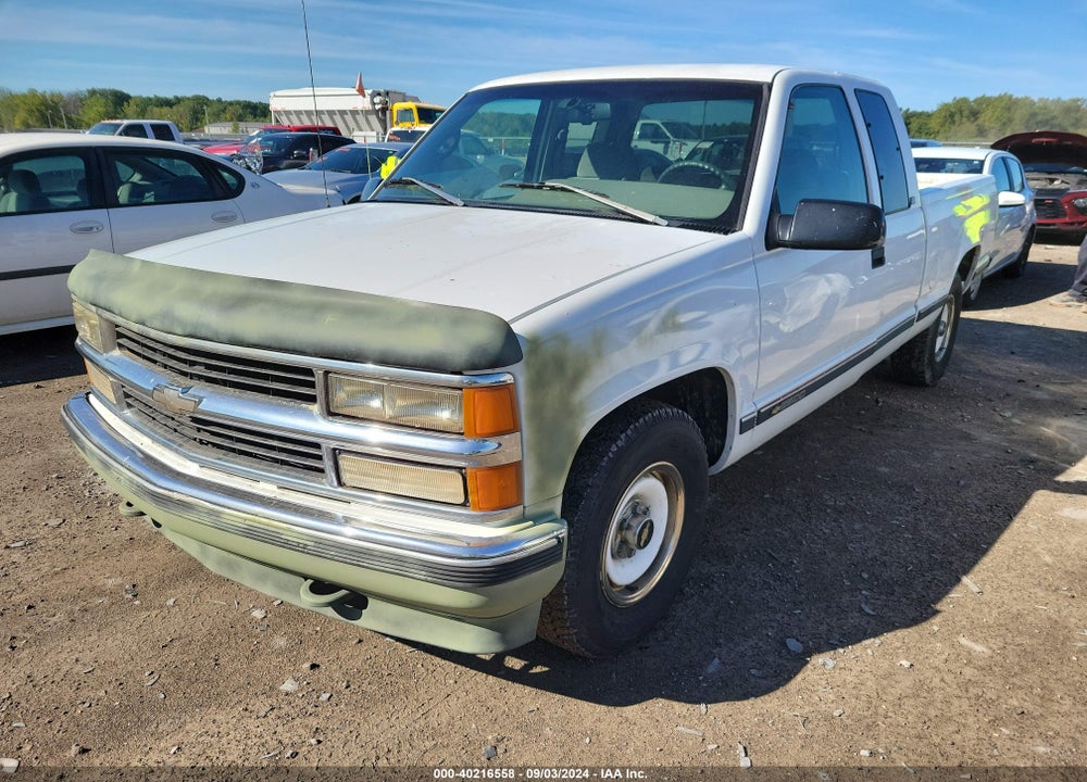 1996 CHEVROLET GMT-400 C2500 VIN: 2GCFC29R1T1183173