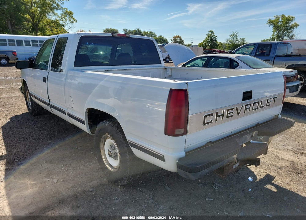 1996 CHEVROLET GMT-400 C2500 VIN: 2GCFC29R1T1183173
