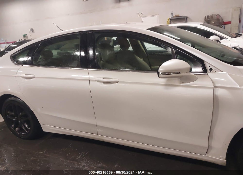 2013 FORD FUSION SE VIN: 3FA6P0H7XDR183863