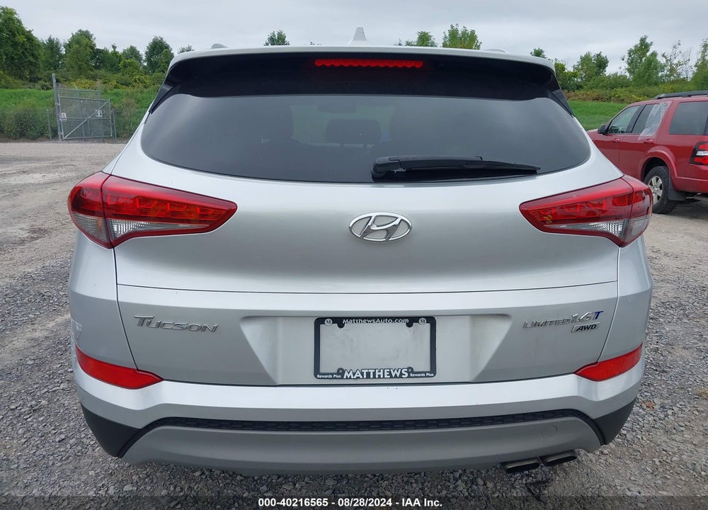 2018 HYUNDAI TUCSON LIMITED VIN: KM8J3CA26JU832610