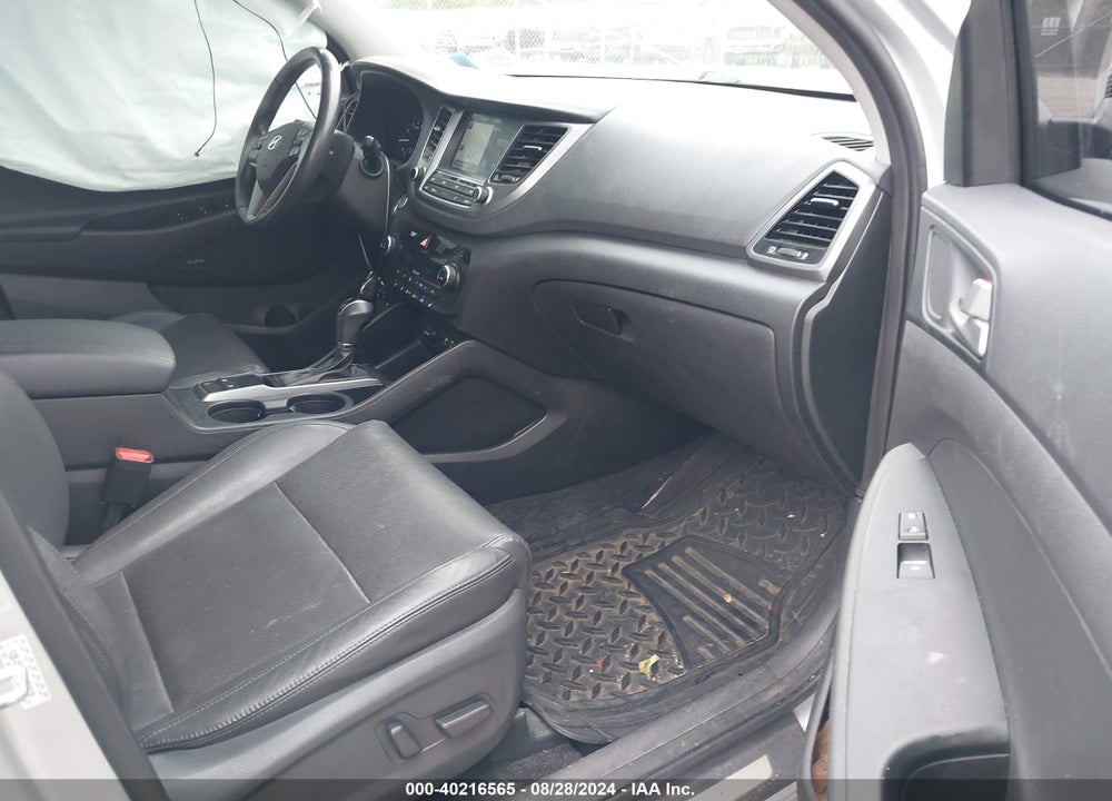 2018 HYUNDAI TUCSON LIMITED VIN: KM8J3CA26JU832610