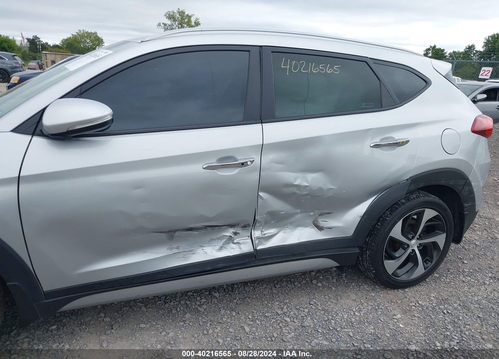 2018 HYUNDAI TUCSON LIMITED VIN: KM8J3CA26JU832610