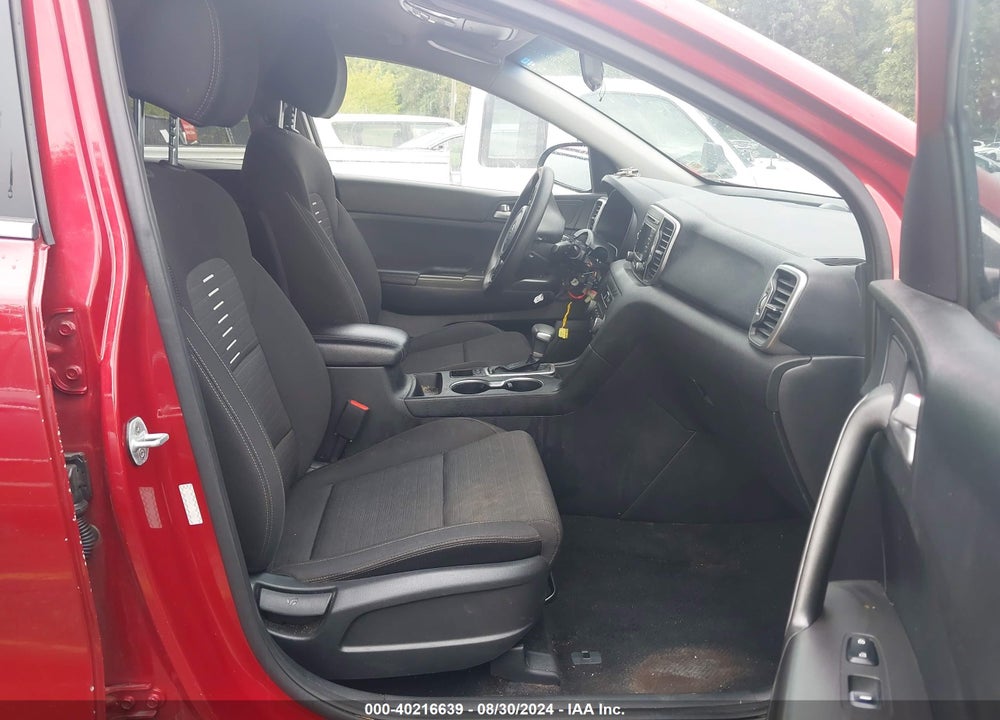 2018 KIA SPORTAGE LX VIN: KNDPM3AC1J7485917