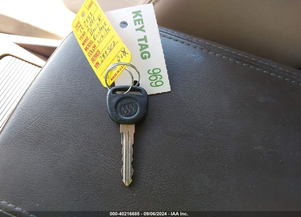 2011 BUICK ENCLAVE 1XL VIN: 5GAKRBED2BJ289502