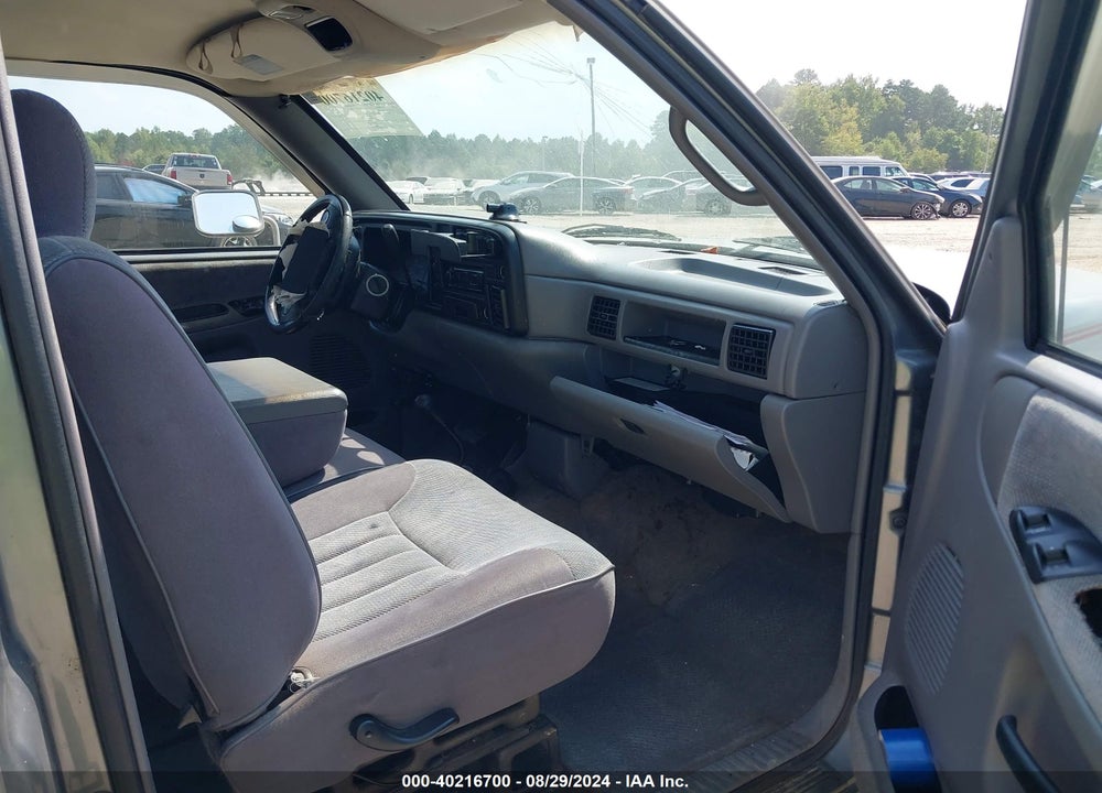 1995 DODGE RAM 1500 VIN: 3B7HF13Z7SM161415