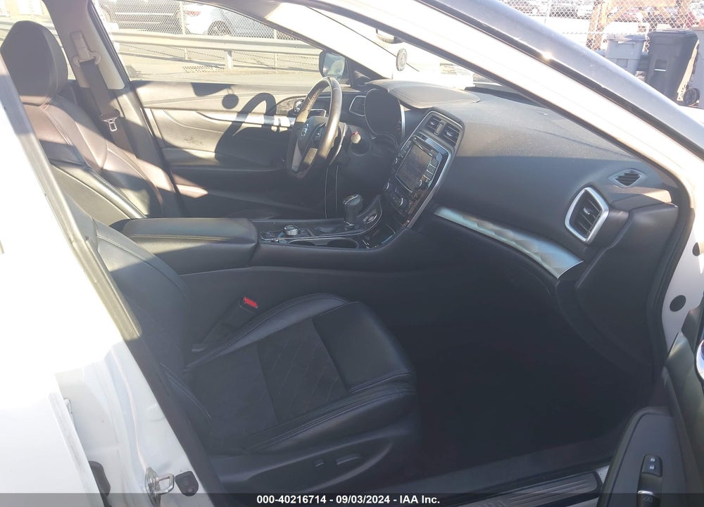 2017 NISSAN MAXIMA 3.5 SR VIN: 1N4AA6AP9HC436037