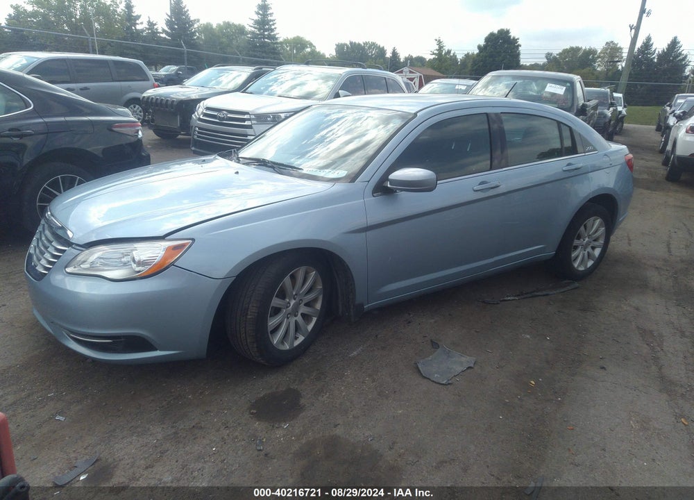 2013 CHRYSLER 200 TOURING VIN: 1C3CCBBB1DN570116