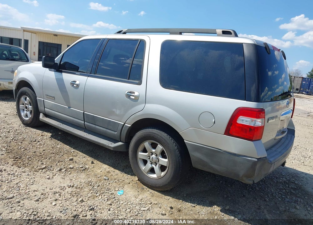 2007 FORD EXPEDITION XLT VIN: 1FMFU15567LA22839
