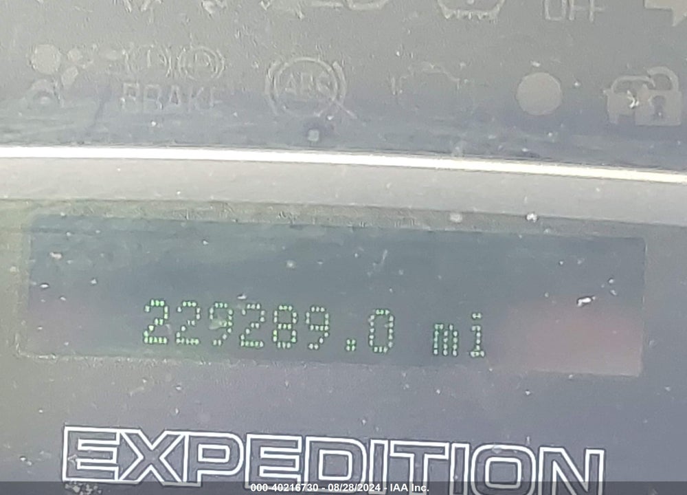2007 FORD EXPEDITION XLT VIN: 1FMFU15567LA22839