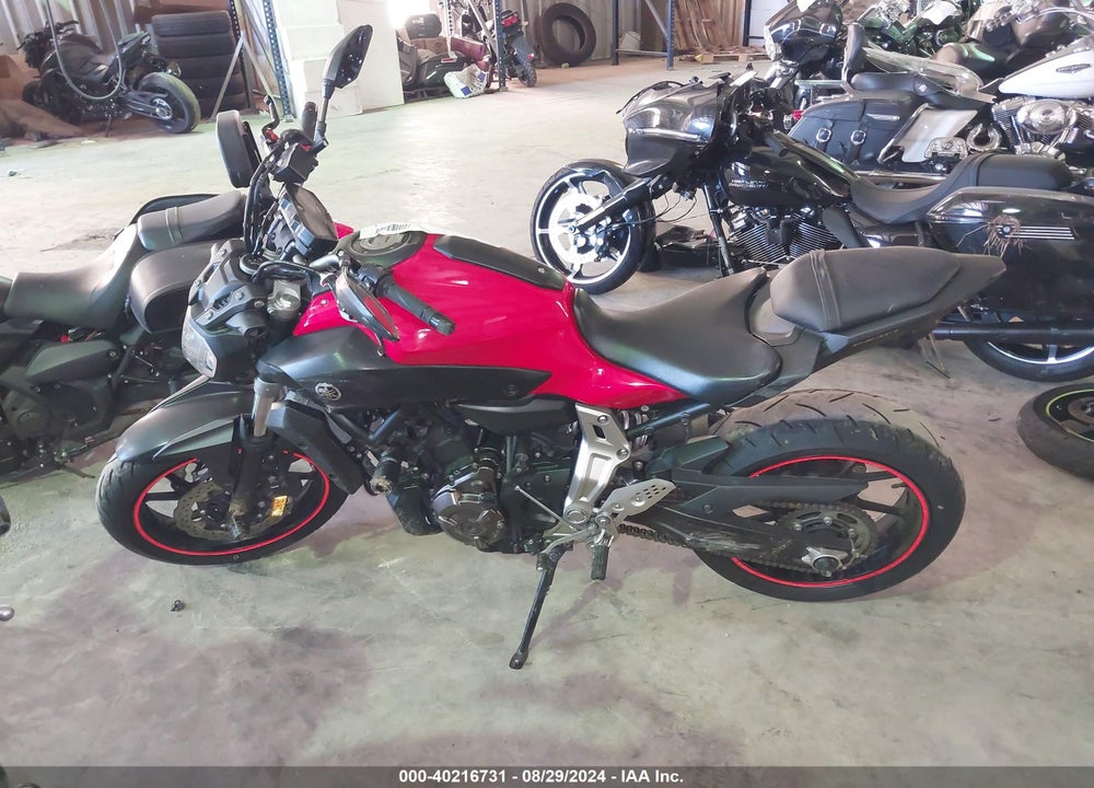 2015 YAMAHA FZ07 VIN: JYARM06E2FA001700