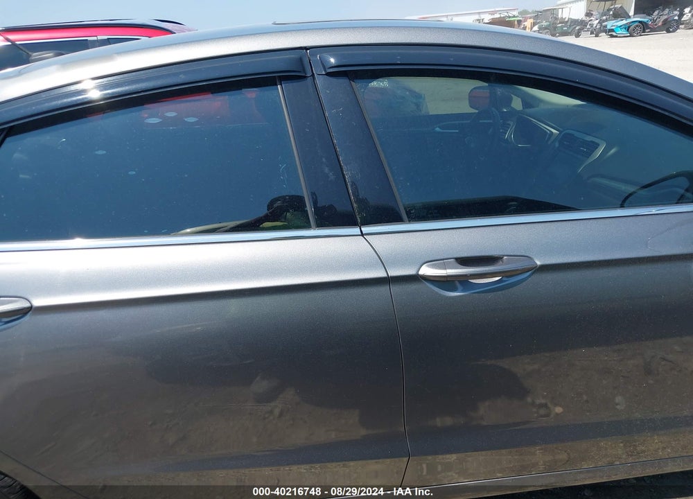 2013 FORD FUSION SE VIN: 3FA6P0HR4DR161648