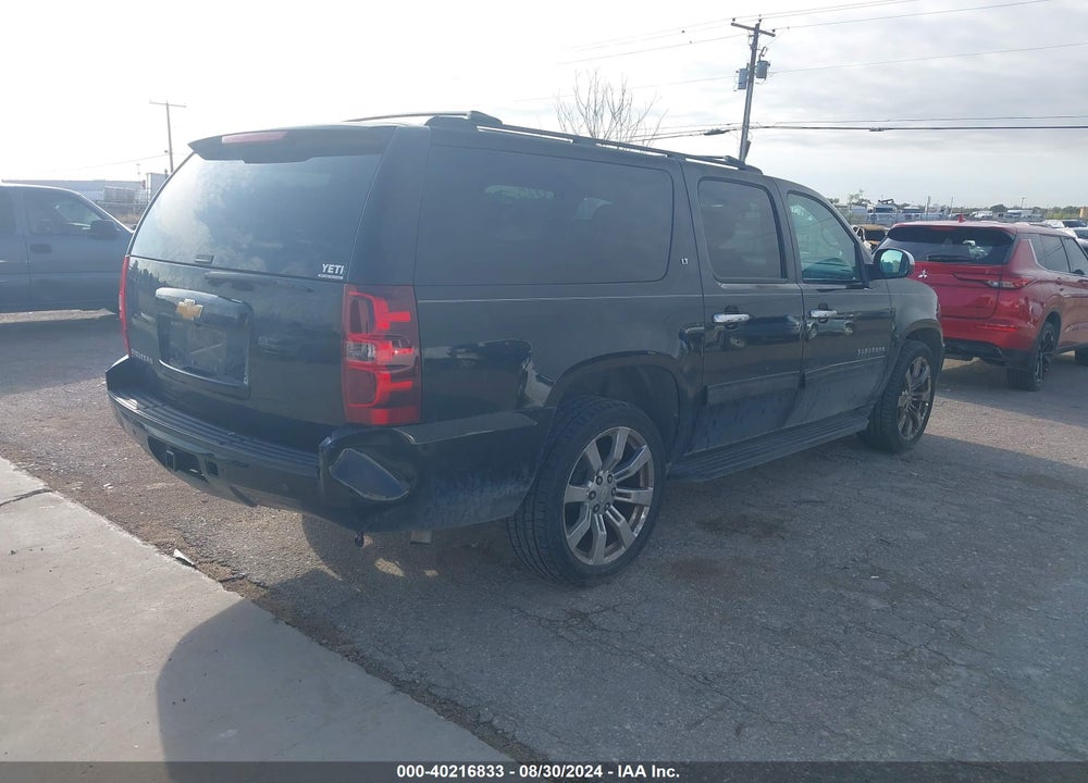 2014 CHEVROLET SUBURBAN 1500 LT VIN: 1GNSCJE09ER247882