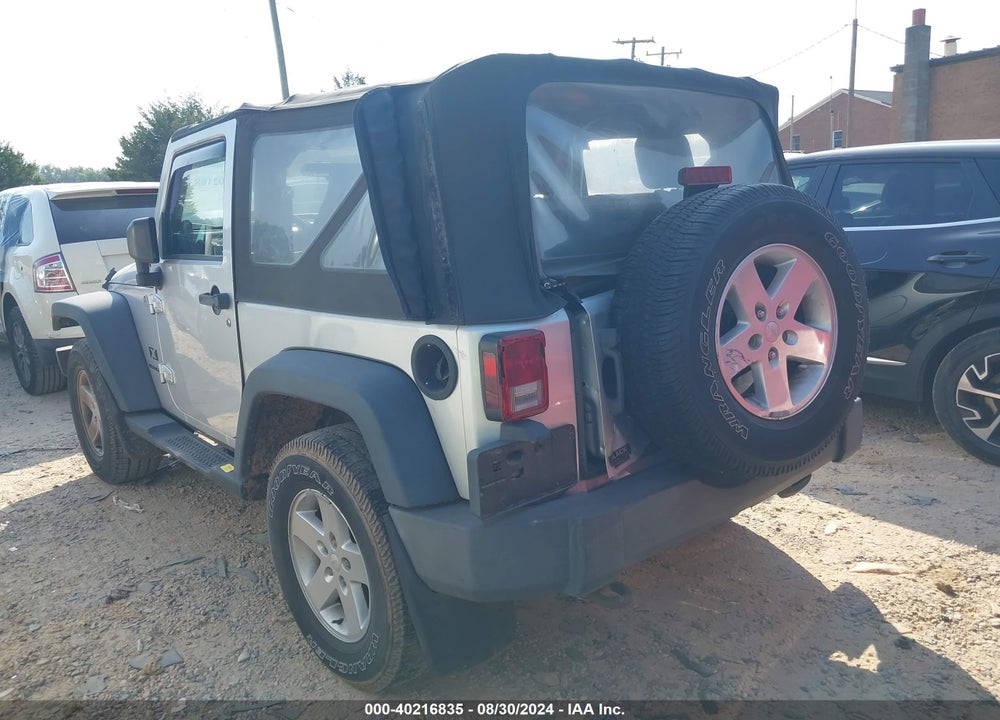 2009 JEEP WRANGLER X VIN: 1J4FA24109L740093