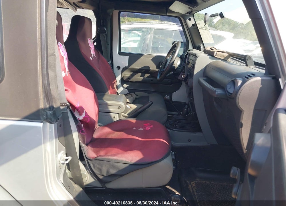 2009 JEEP WRANGLER X VIN: 1J4FA24109L740093
