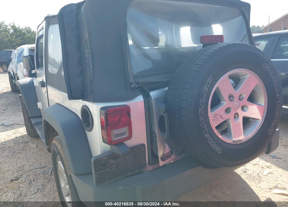 2009 JEEP WRANGLER X VIN: 1J4FA24109L740093