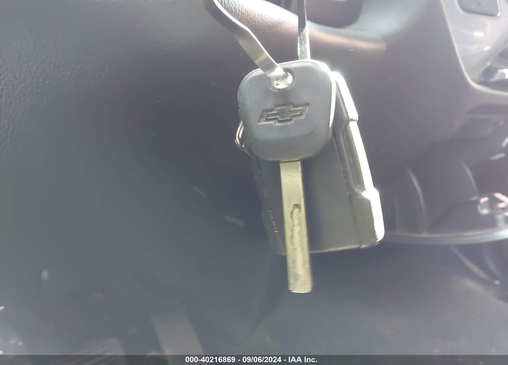 2015 CHEVROLET SILVERADO 1500 2LT VIN: 1GCVKREC9FZ333129